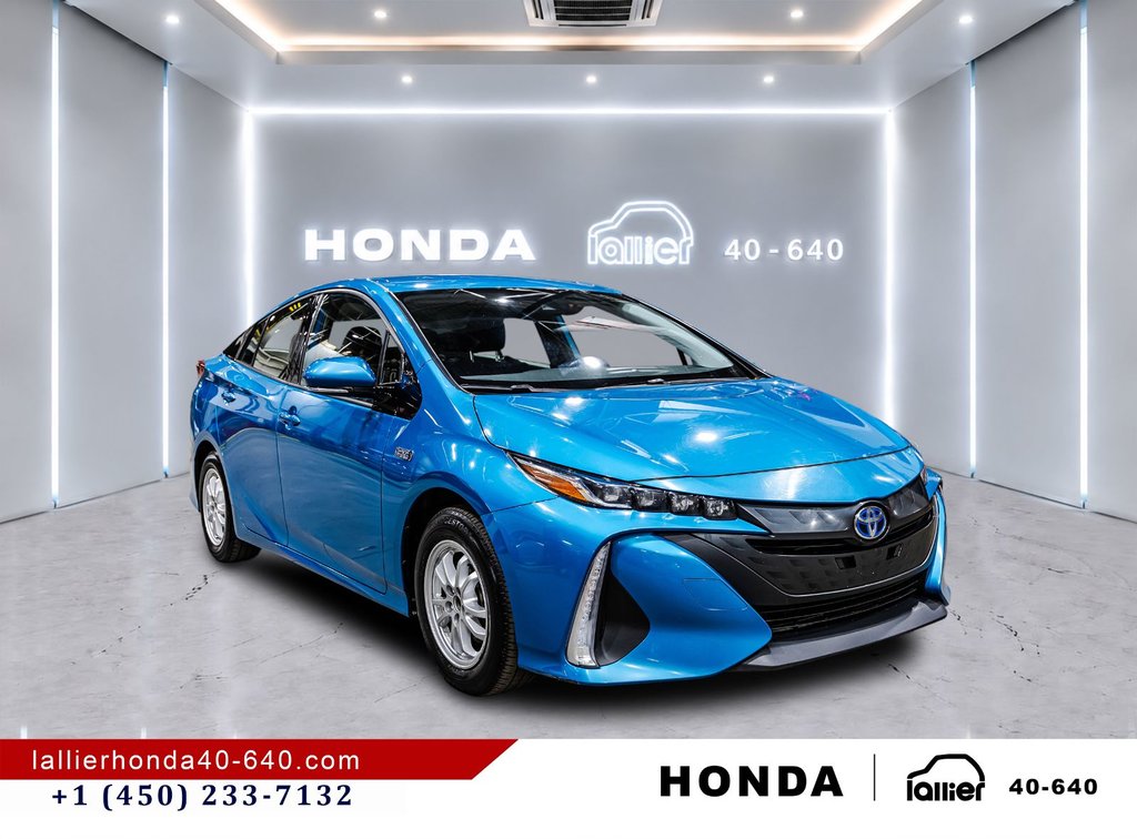 Toyota Prius Prime  2020 à Montréal, Québec - 9 - w1024h768px