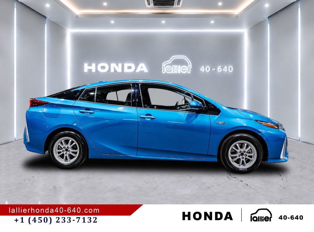 Toyota Prius Prime  2020 à Montréal, Québec - 8 - w1024h768px