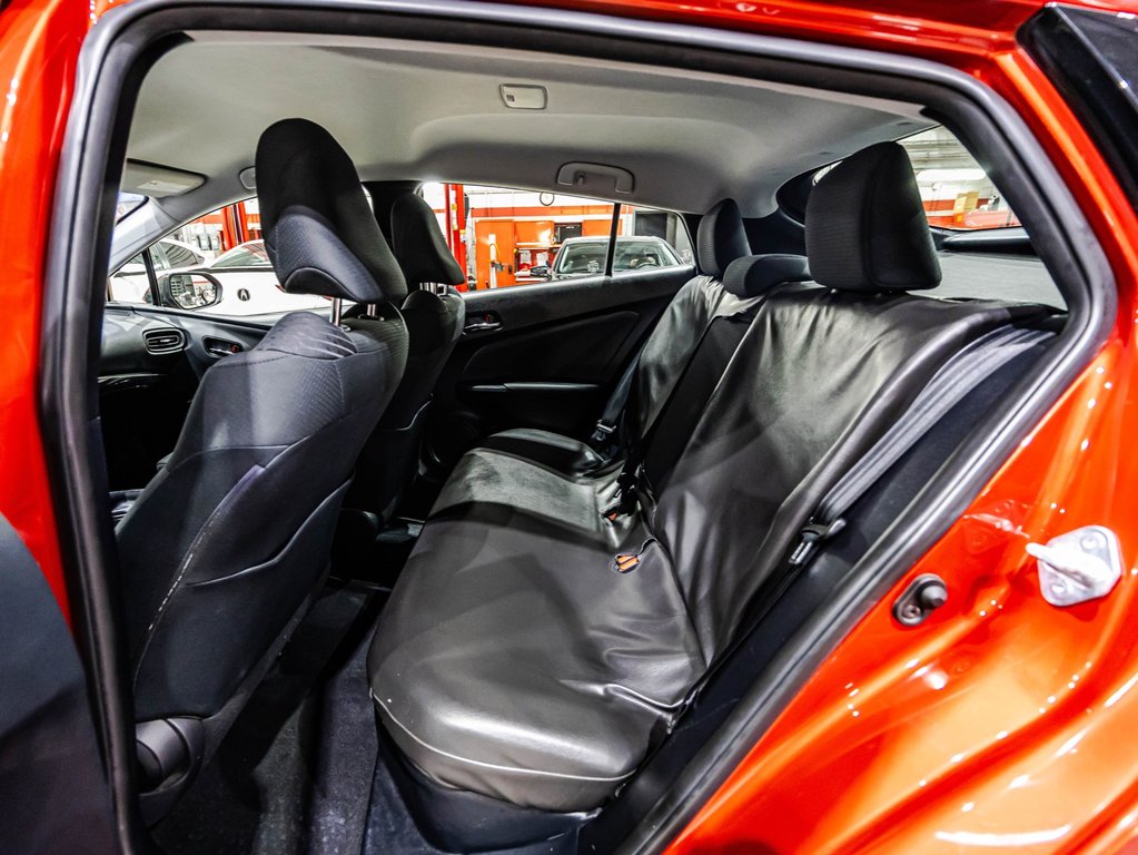 Toyota Prius  2017 à , Québec - 13 - w1024h768px