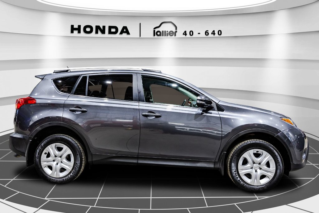 Toyota RAV4 LE 2013 à Lachenaie, Québec - 8 - w1024h768px