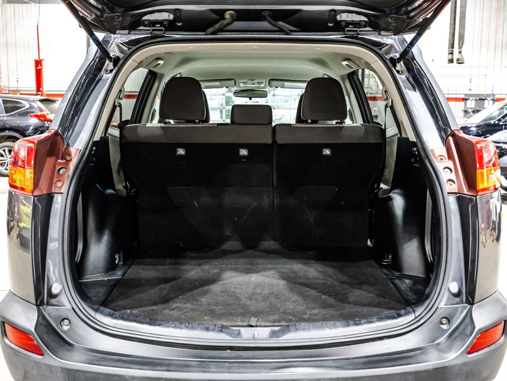 Toyota RAV4 LE 2013 à Lachenaie, Québec - 15 - w1024h768px