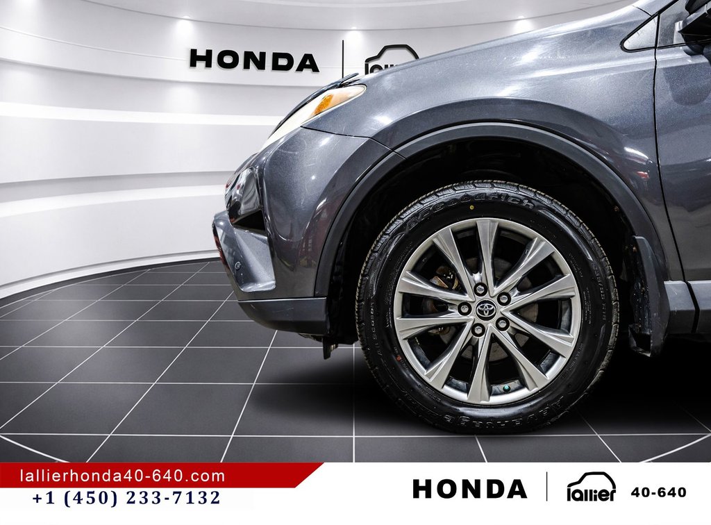 Toyota RAV4 Limited/INTÉRIEUR EN CUIR/TOIT OUVRANT/JBL 2016 à Montréal, Québec - 10 - w1024h768px