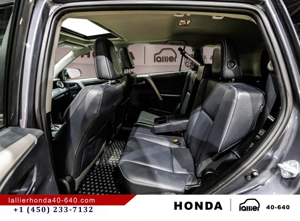 Toyota RAV4 Limited/INTÉRIEUR EN CUIR/TOIT OUVRANT/JBL 2016 à Montréal, Québec - 13 - w1024h768px