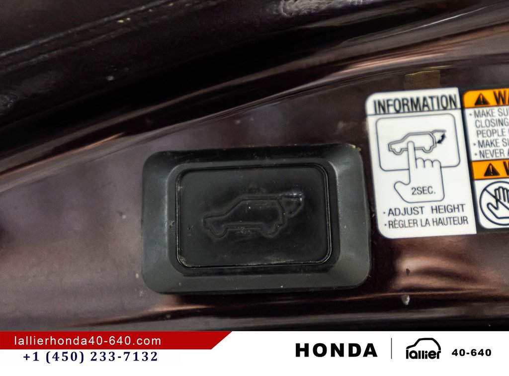 Toyota RAV4 Limited 2017 à Lachenaie, Québec - 15 - w1024h768px