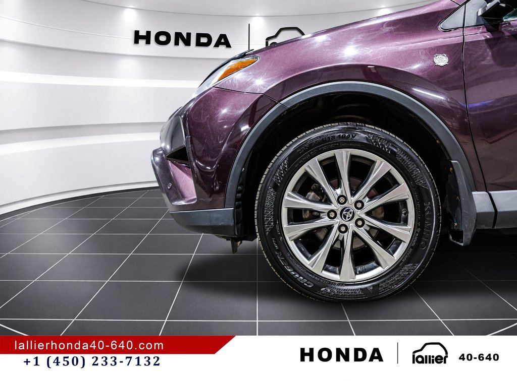 Toyota RAV4 Limited 2017 à Lachenaie, Québec - 10 - w1024h768px