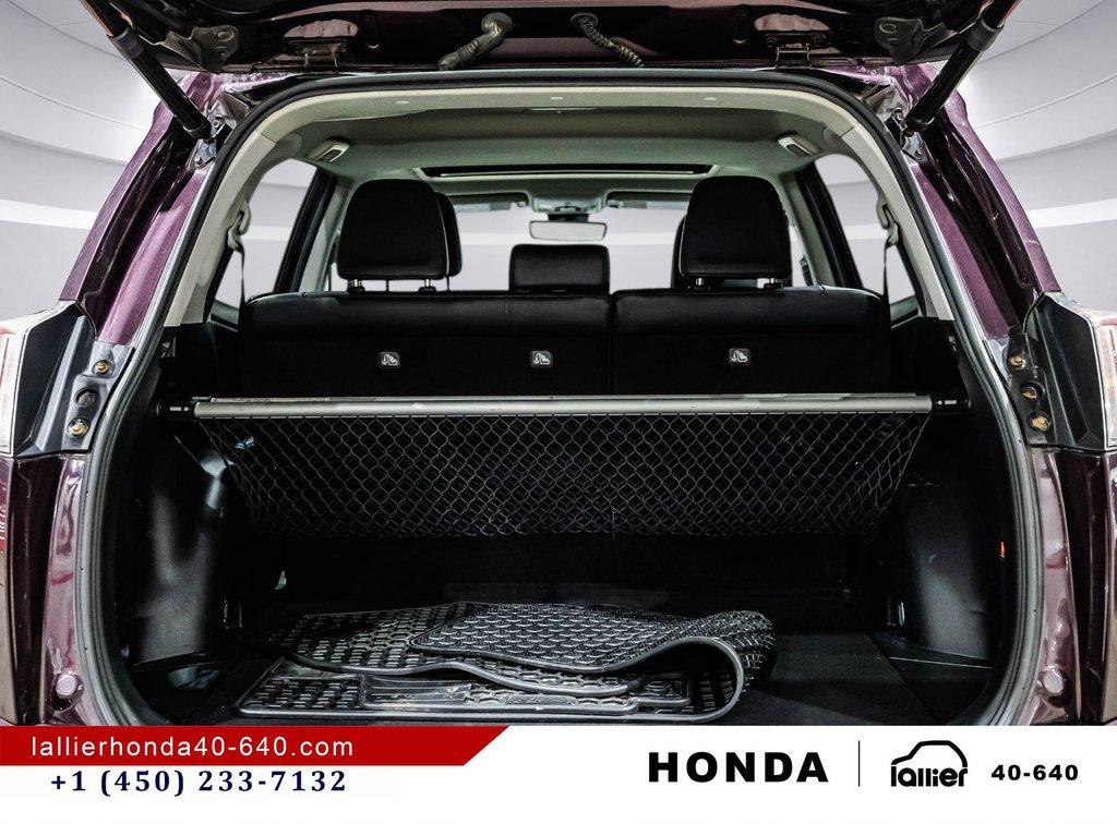 Toyota RAV4 Limited 2017 à Lachenaie, Québec - 16 - w1024h768px