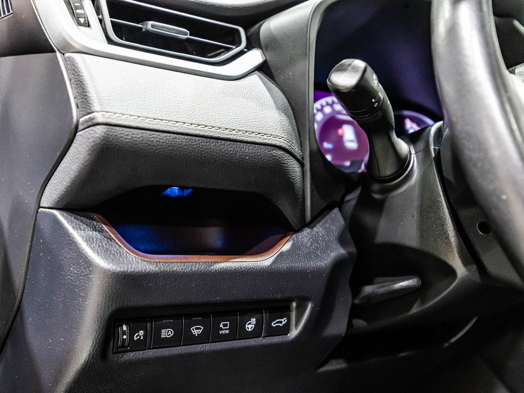 2019 Toyota RAV4 Limited in Lachenaie, Quebec - 23 - w1024h768px