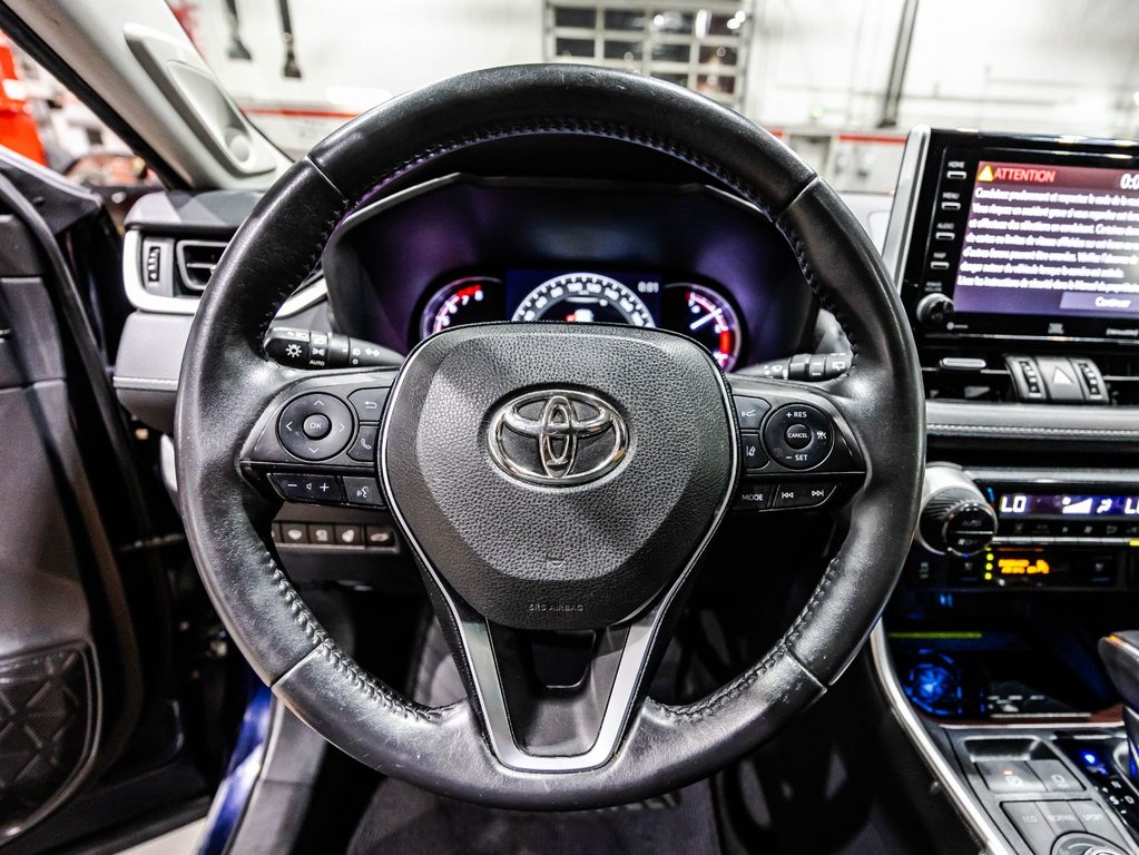 2019 Toyota RAV4 Limited in Lachenaie, Quebec - 24 - w1024h768px