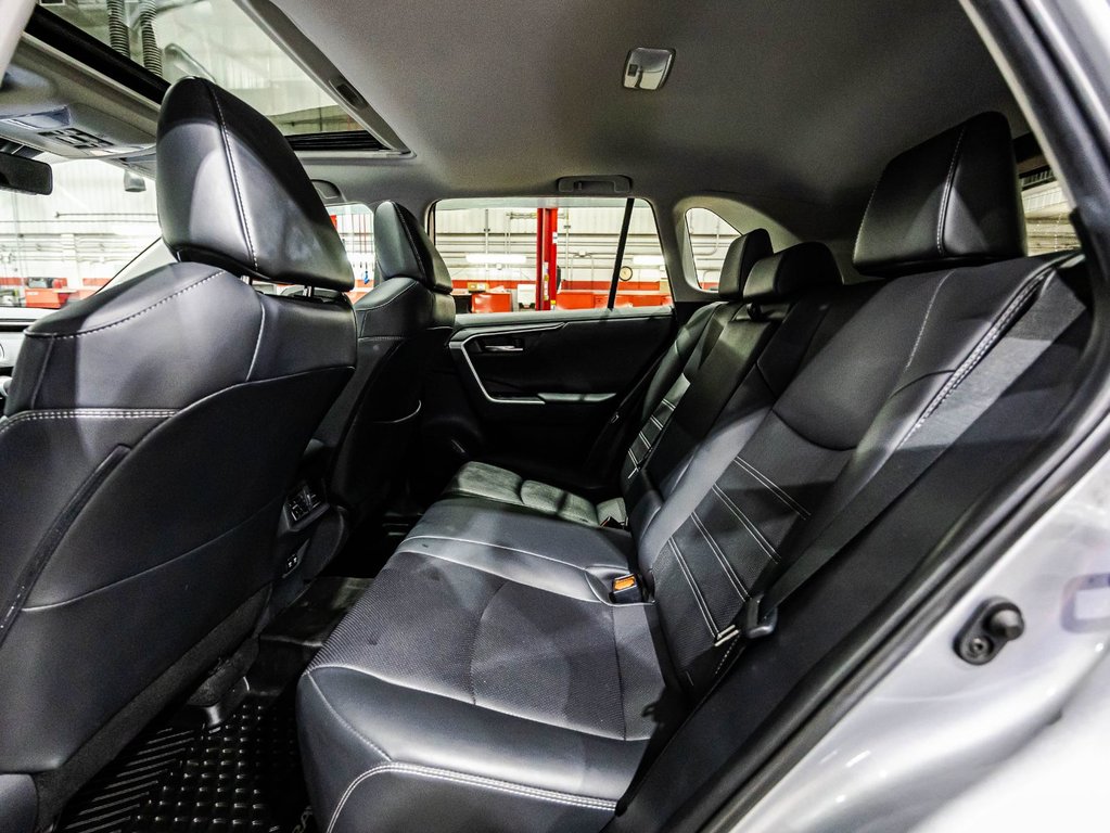 2019 Toyota RAV4 Limited in , Quebec - 13 - w1024h768px