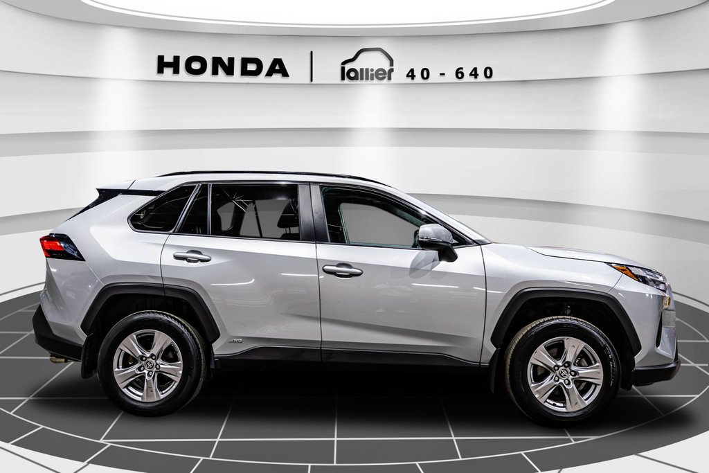 2023 Toyota RAV4 Hybrid XLE in , Quebec - 12 - w1024h768px