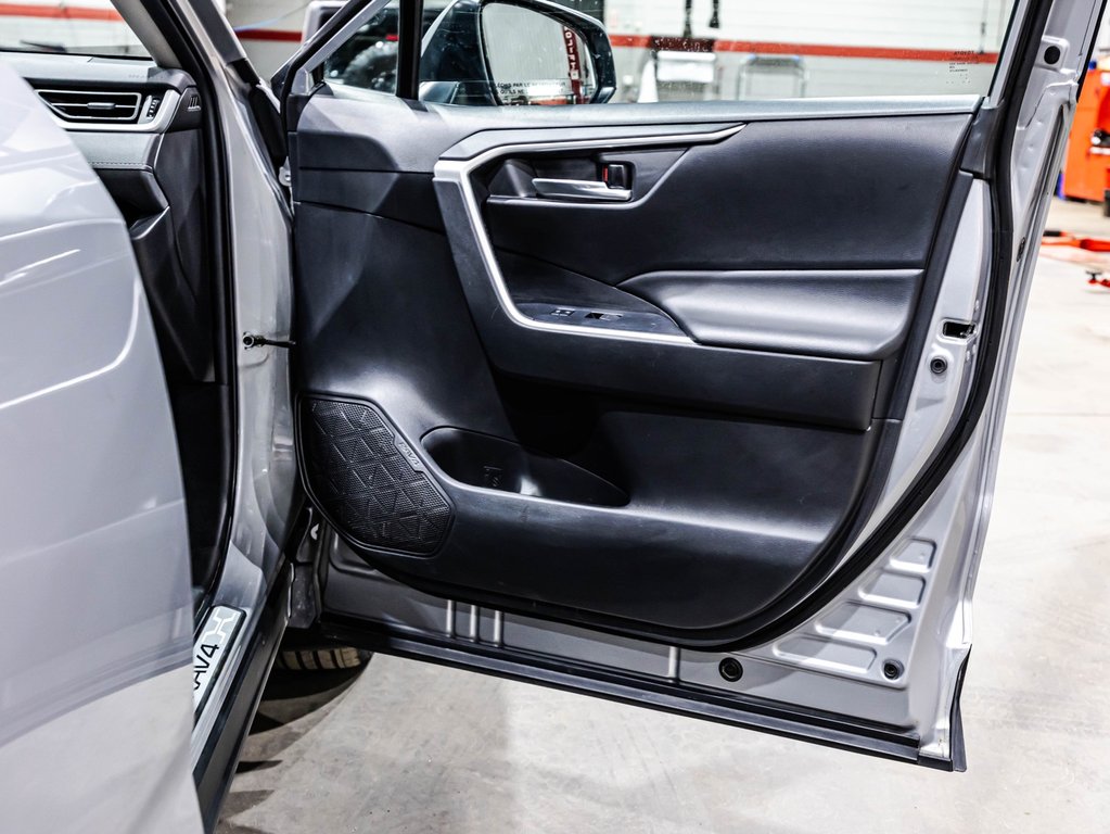 2023 Toyota RAV4 Hybrid XLE in , Quebec - 17 - w1024h768px
