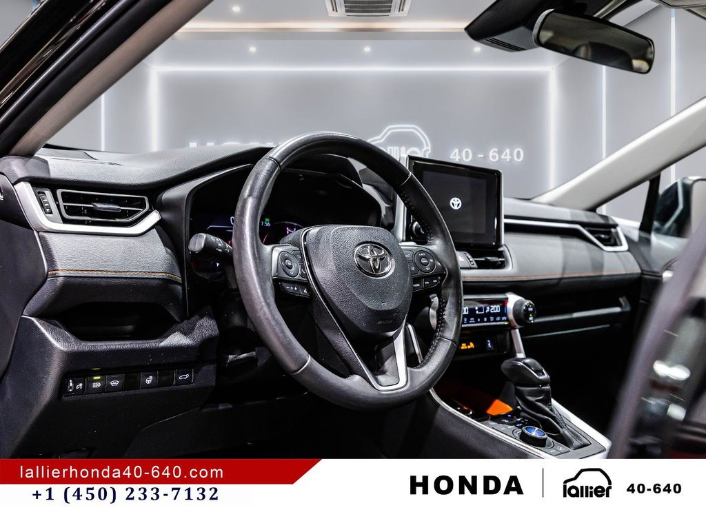 2023 Toyota RAV4 Trail/AWD/JAMAIS ACCIDENTÉ in Montréal, Quebec - 21 - w1024h768px