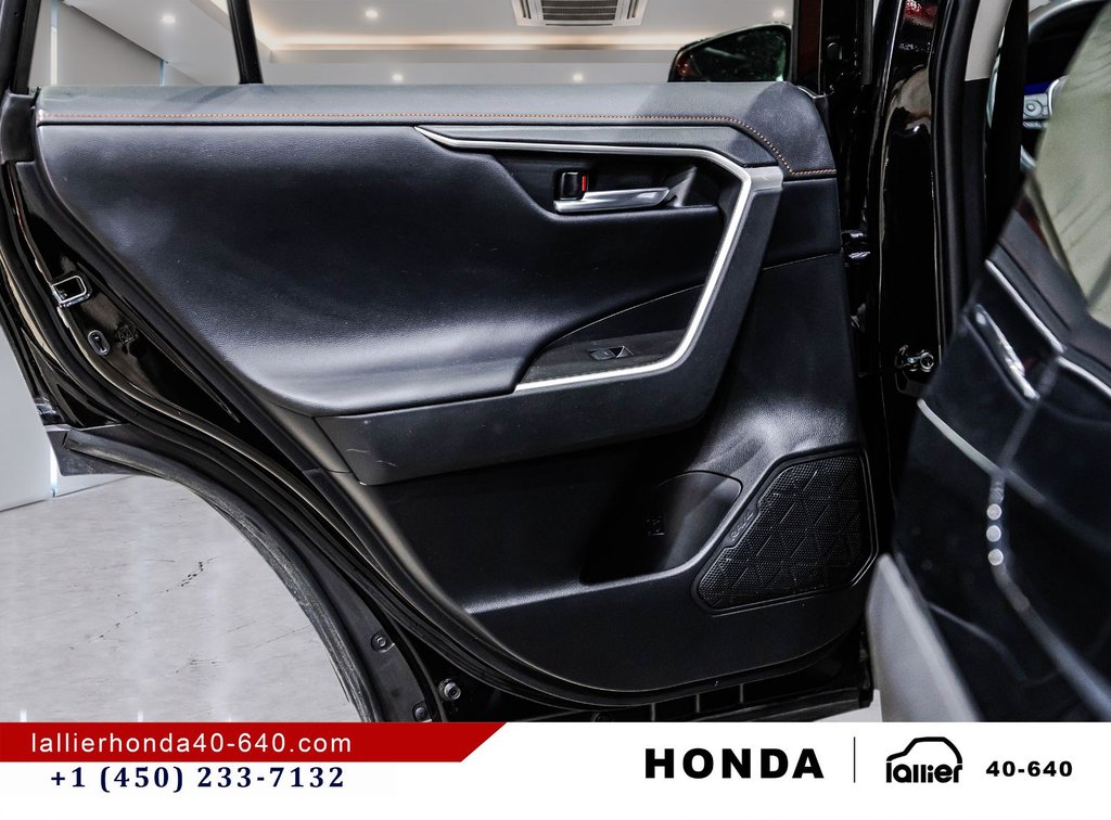 2023 Toyota RAV4 Trail/AWD/JAMAIS ACCIDENTÉ in Montréal, Quebec - 12 - w1024h768px