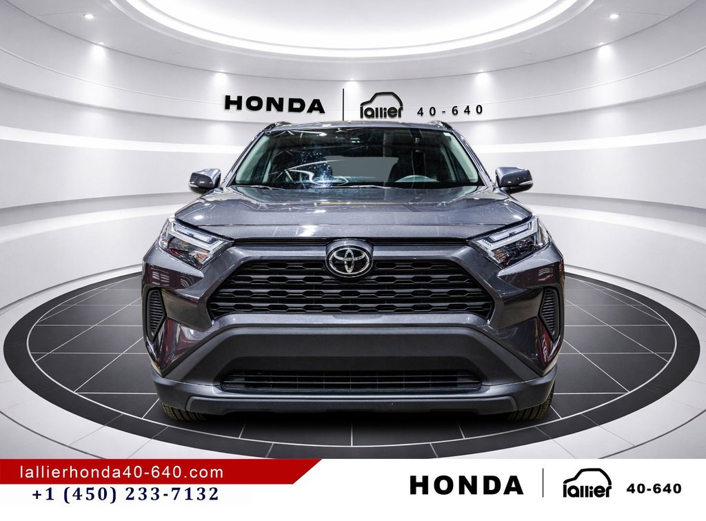 2024 Toyota RAV4 XLE/AWD/JAMAIS ACCIDENTÉ in Lachenaie, Quebec - 2 - w1024h768px