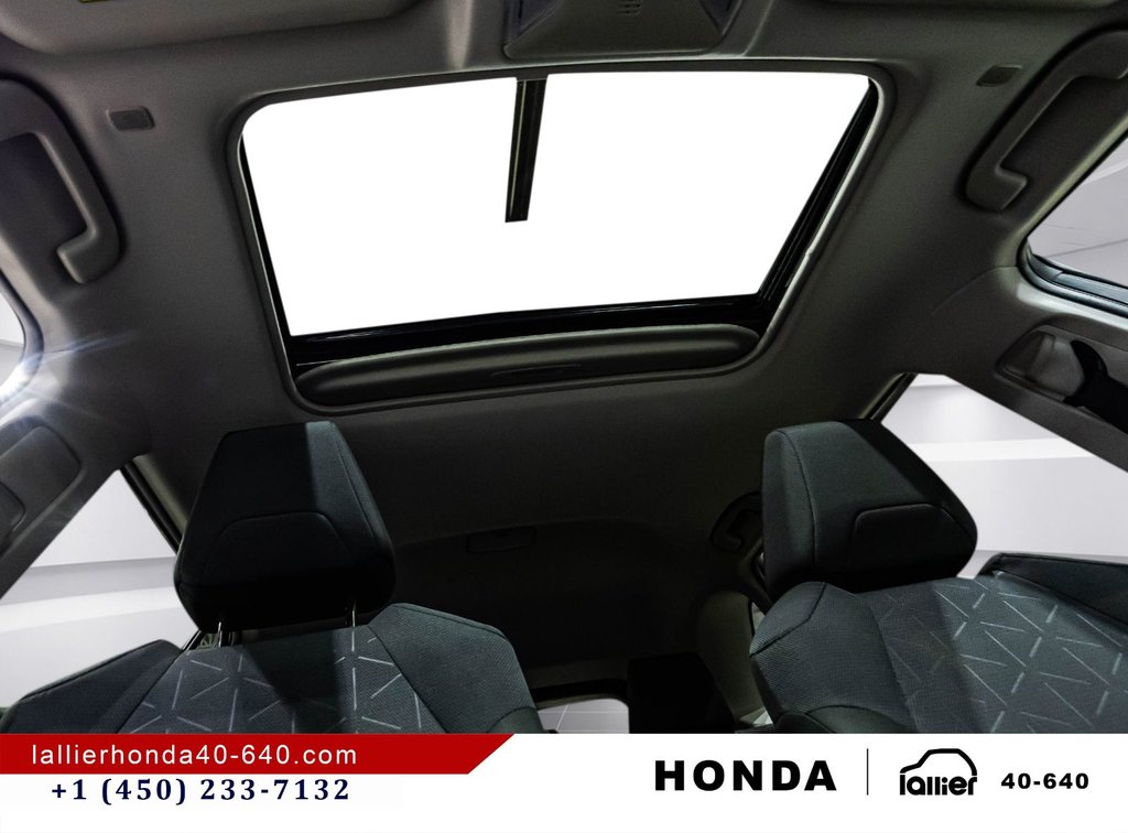 2024 Toyota RAV4 XLE/AWD/JAMAIS ACCIDENTÉ in Lachenaie, Quebec - 19 - w1024h768px