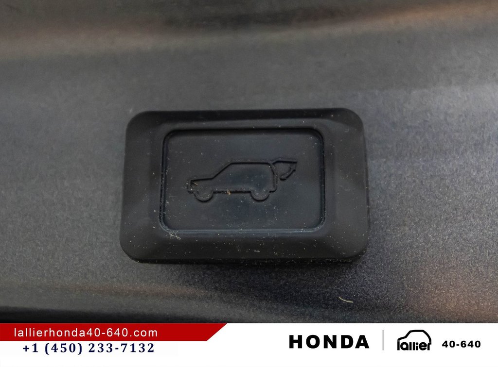 2024 Toyota RAV4 XLE/AWD/JAMAIS ACCIDENTÉ in Lachenaie, Quebec - 15 - w1024h768px