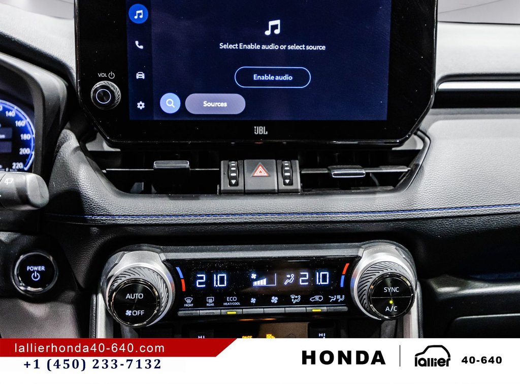 2025 Toyota RAV4 Hybrid XSE/TRÈS RARE/UN PROPRIÉTAIRE/HYBRIDE in Lachenaie, Quebec - 25 - w1024h768px