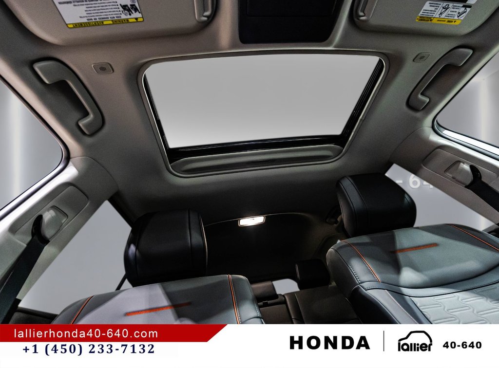 2026 Toyota RAV4 WOODLAND in Montréal, Quebec - 19 - w1024h768px