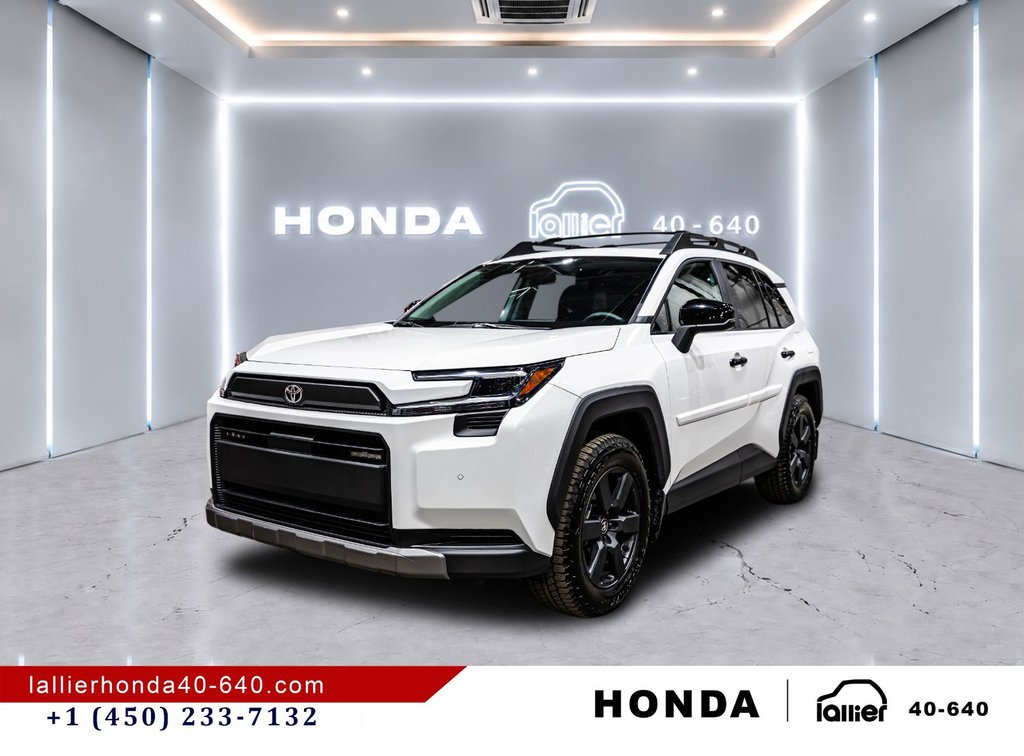 2026 Toyota RAV4 WOODLAND in Montréal, Quebec - 3 - w1024h768px