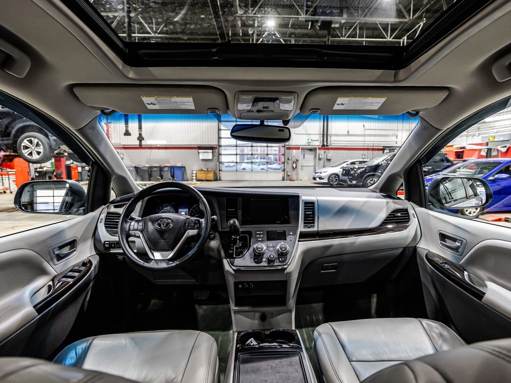 Toyota Sienna XLE 2017 à , Québec - 13 - w1024h768px