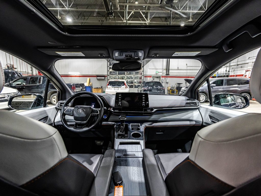 Toyota Sienna HYBRIDE XSE 2021 à Montréal, Québec - 11 - w1024h768px