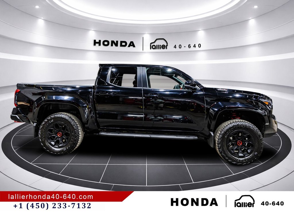 Toyota Tacoma Hybrid 2024 à Montréal, Québec - 8 - w1024h768px
