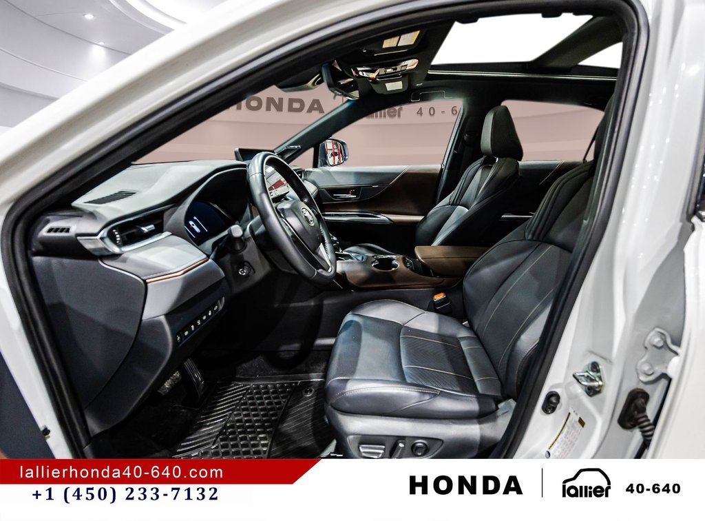 2023 Toyota Venza LIMITED in Montréal, Quebec - 20 - w1024h768px
