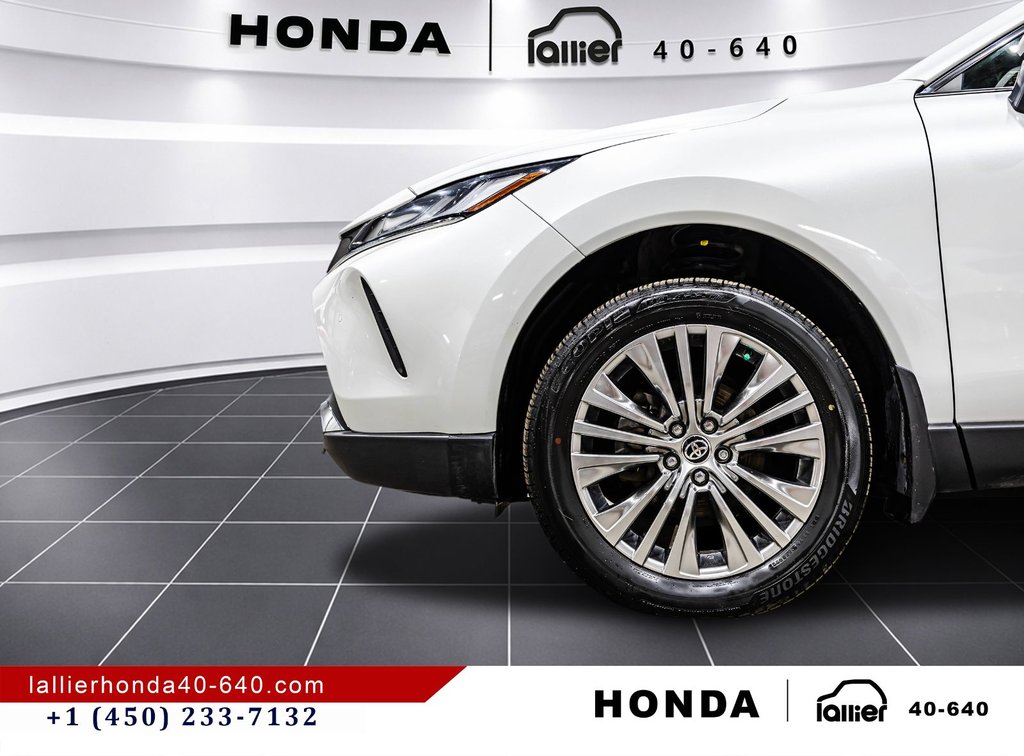 2023 Toyota Venza LIMITED in Montréal, Quebec - 10 - w1024h768px