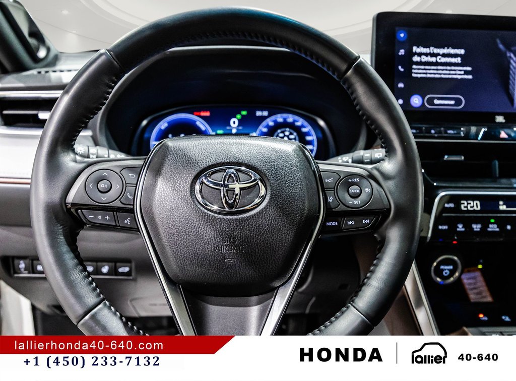 2023 Toyota Venza LIMITED in Montréal, Quebec - 23 - w1024h768px
