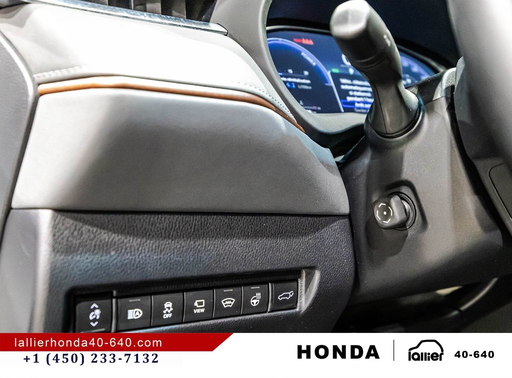 2023 Toyota Venza LIMITED in Montréal, Quebec - 22 - w1024h768px