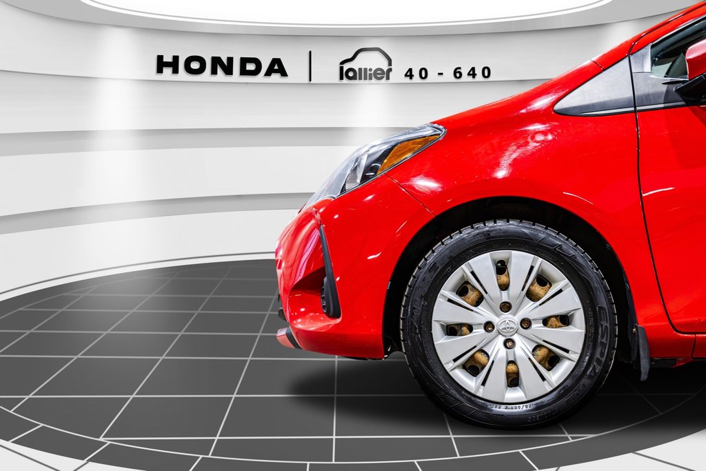 2018 Toyota Yaris Hatchback in Montreal, Quebec - 10 - w1024h768px
