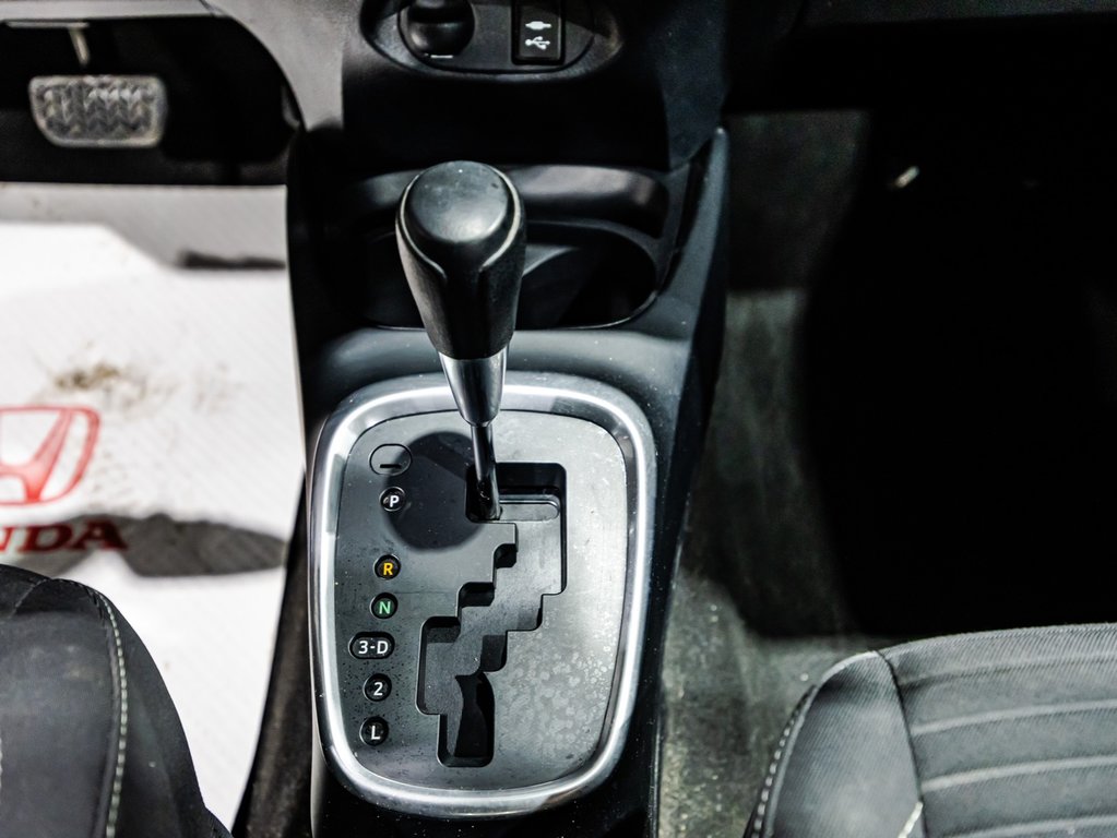 2018 Toyota Yaris Hatchback in Montreal, Quebec - 24 - w1024h768px