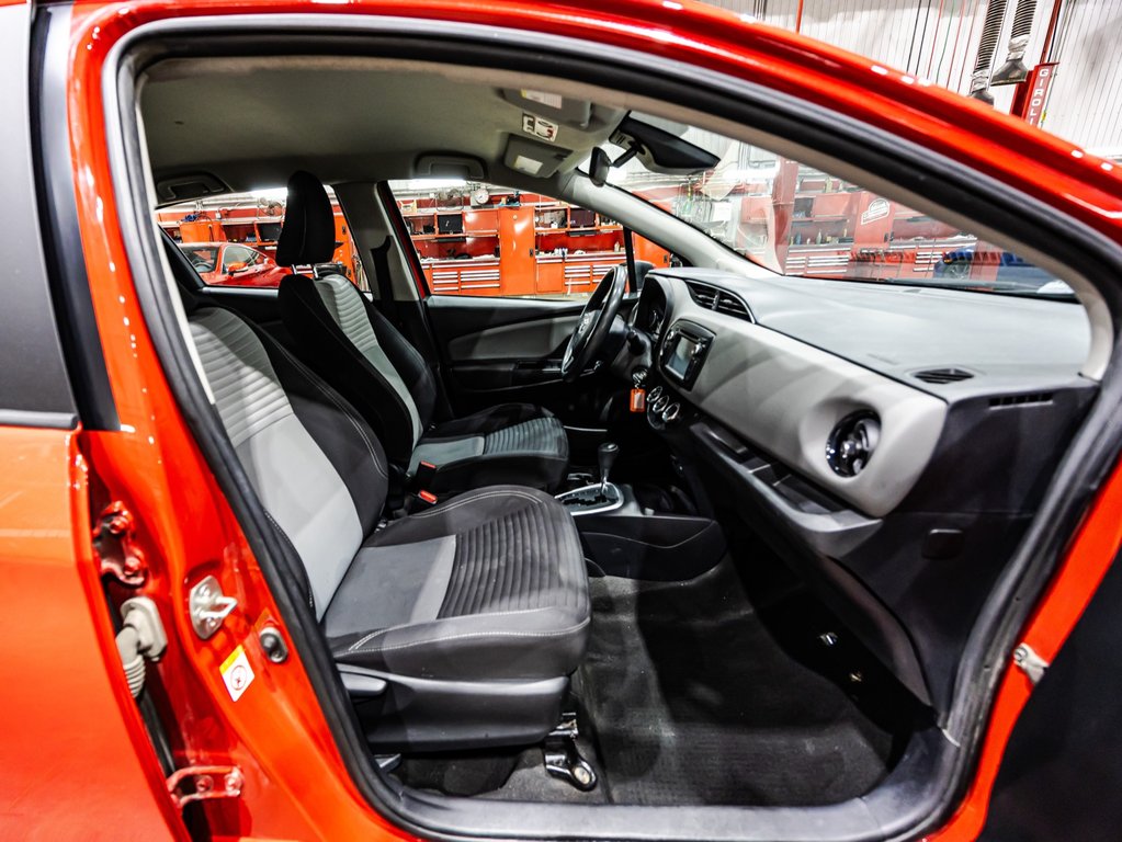 2018 Toyota Yaris Hatchback in Montreal, Quebec - 17 - w1024h768px