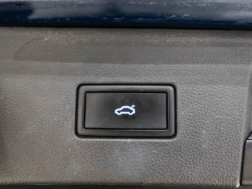 Volkswagen Atlas Highline 2022 à Lachenaie, Québec - 15 - w1024h768px