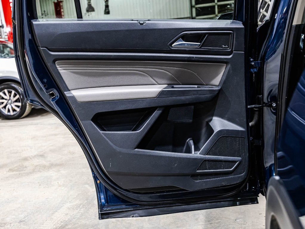 Volkswagen Atlas Highline 2022 à Lachenaie, Québec - 12 - w1024h768px