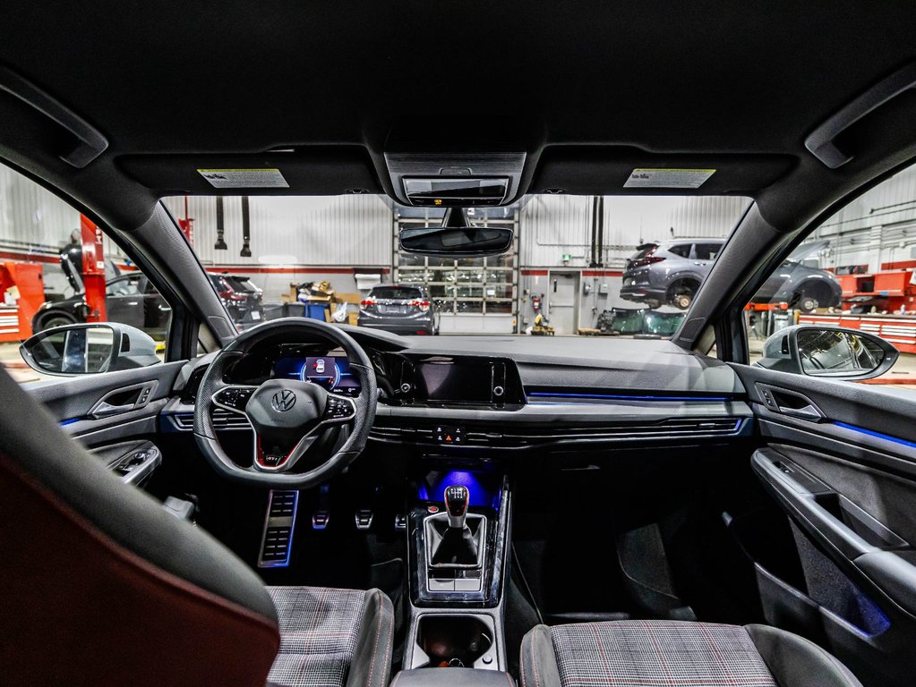 2023 Volkswagen Golf GTI in Lachenaie, Quebec - 14 - w1024h768px