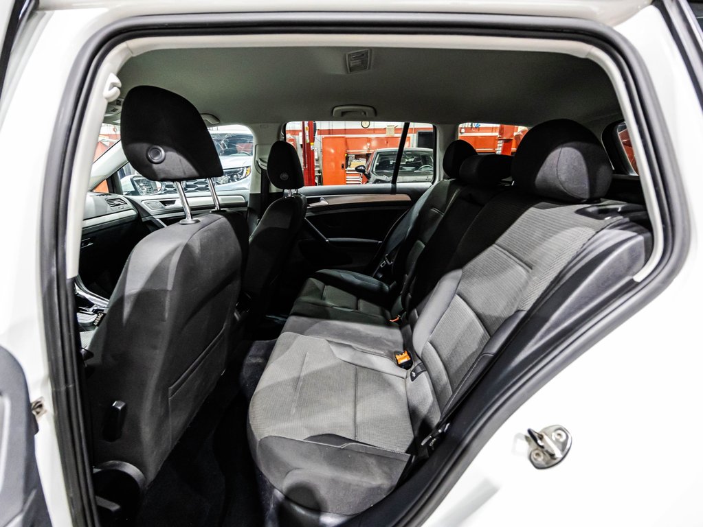Volkswagen Golf Sportwagon  2016 à , Québec - 13 - w1024h768px