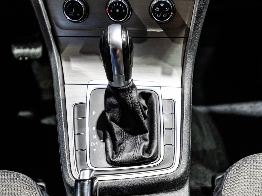 Volkswagen Golf Sportwagon  2016 à , Québec - 24 - w1024h768px