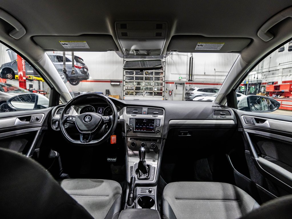 Volkswagen Golf Sportwagon  2016 à , Québec - 14 - w1024h768px