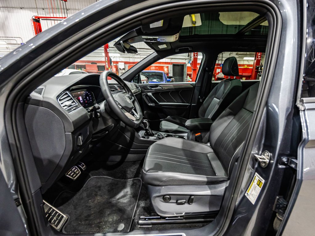 Volkswagen Tiguan Comfortline R-Line Black Edition 2023 à Montréal, Québec - 21 - w1024h768px
