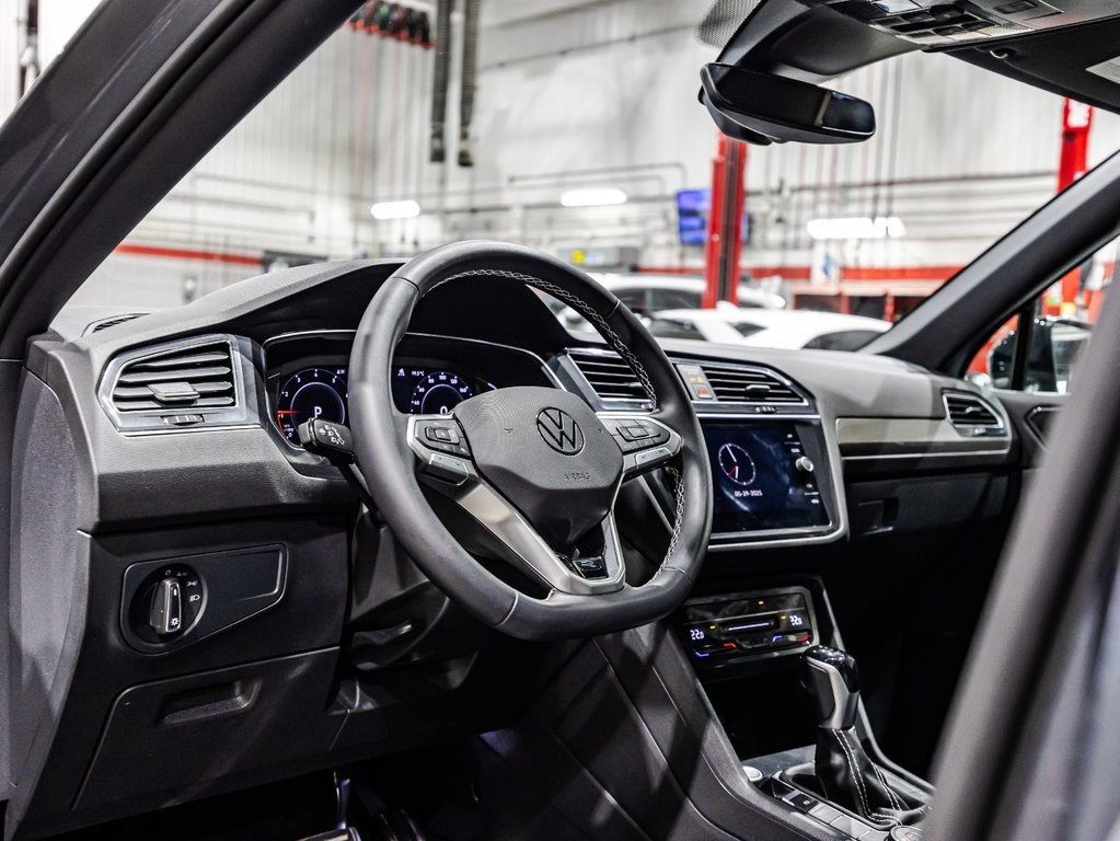 Volkswagen Tiguan Comfortline R-Line Black Edition 2023 à Montréal, Québec - 22 - w1024h768px