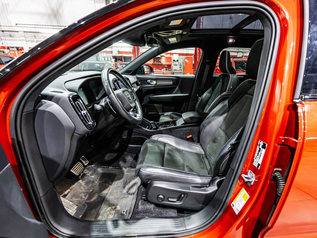 2020 Volvo XC40 R-Design in , Quebec - 20 - w1024h768px