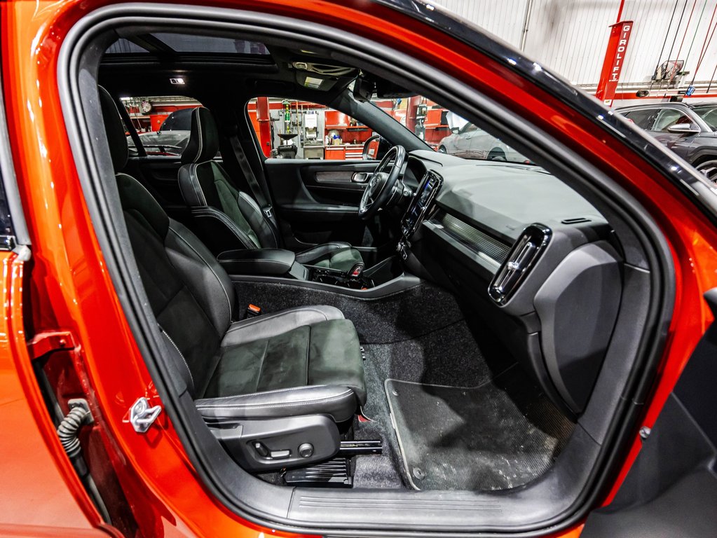 2020 Volvo XC40 R-Design in , Quebec - 18 - w1024h768px