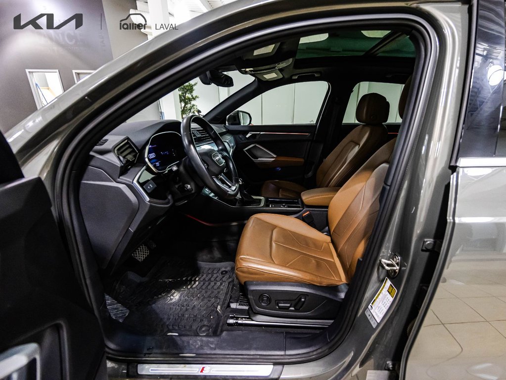 Audi Q3 Technik 2021 à , Québec - 14 - w1024h768px