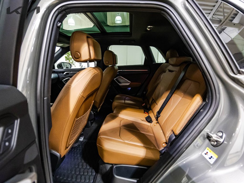 Audi Q3 Technik 2021 à , Québec - 23 - w1024h768px