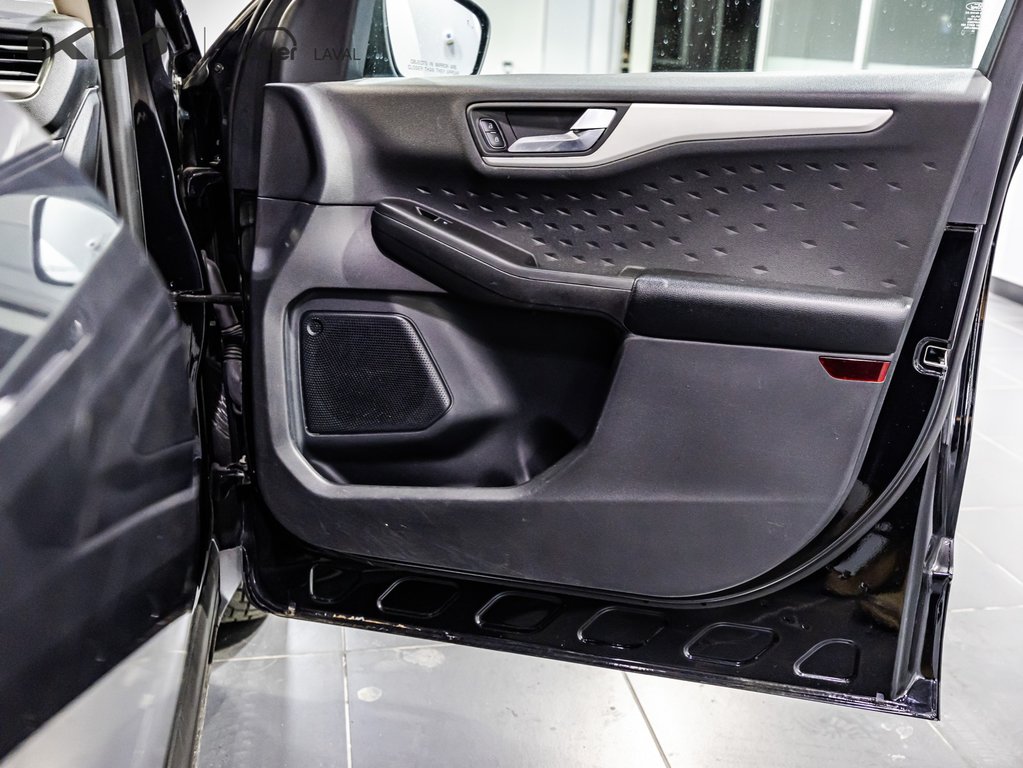 Ford Escape SEL 2020 à , Québec - 17 - w1024h768px
