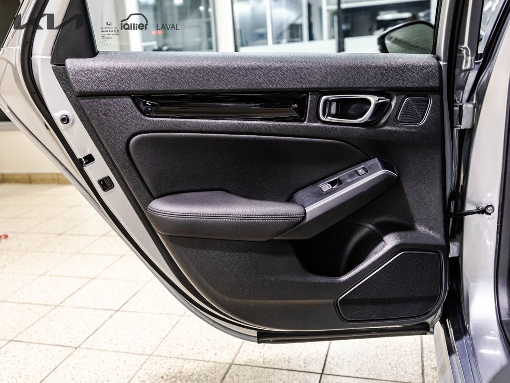 Honda Civic Sedan Hybrid Touring 2025 à , Québec - 13 - w1024h768px