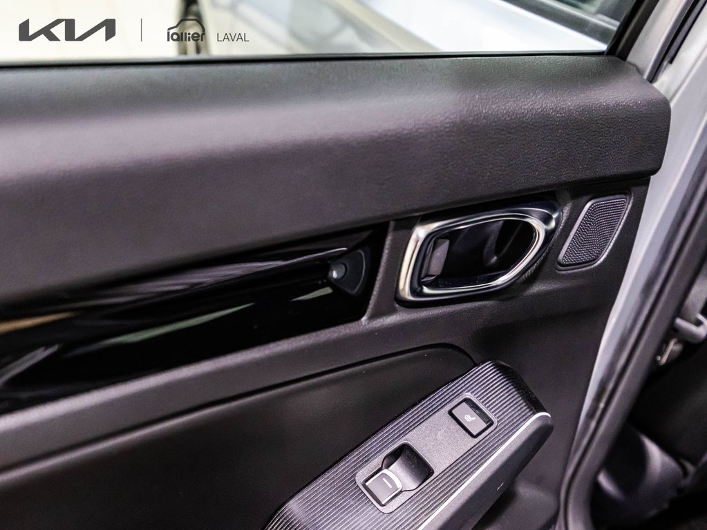 Honda Civic Sedan Hybrid Touring 2025 à , Québec - 12 - w1024h768px