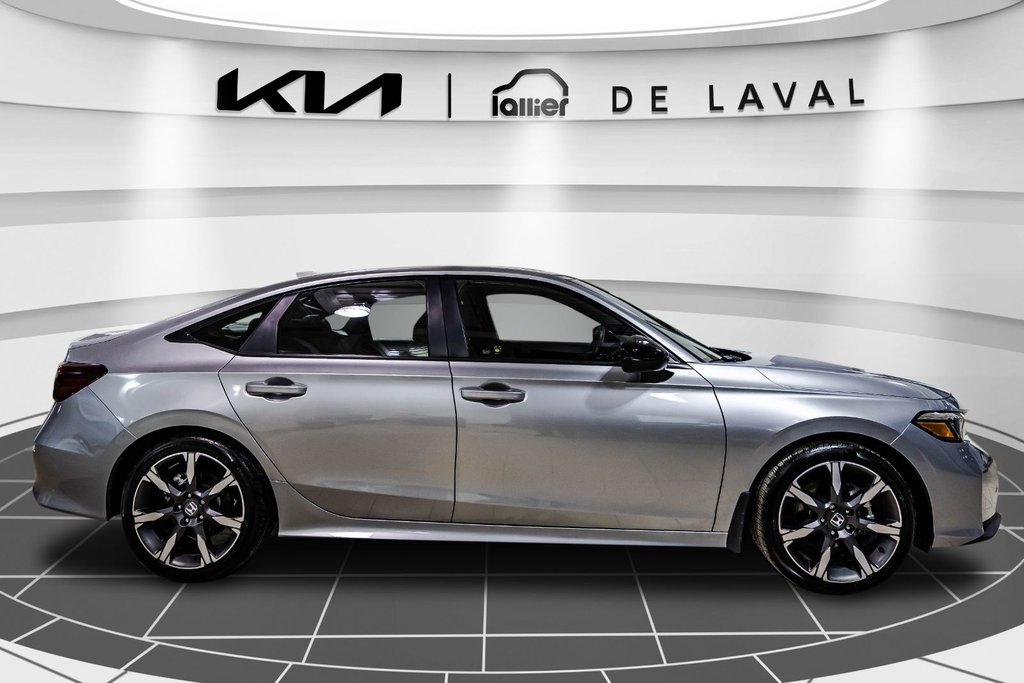 Honda Civic Sedan Hybrid Touring 2025 à , Québec - 8 - w1024h768px