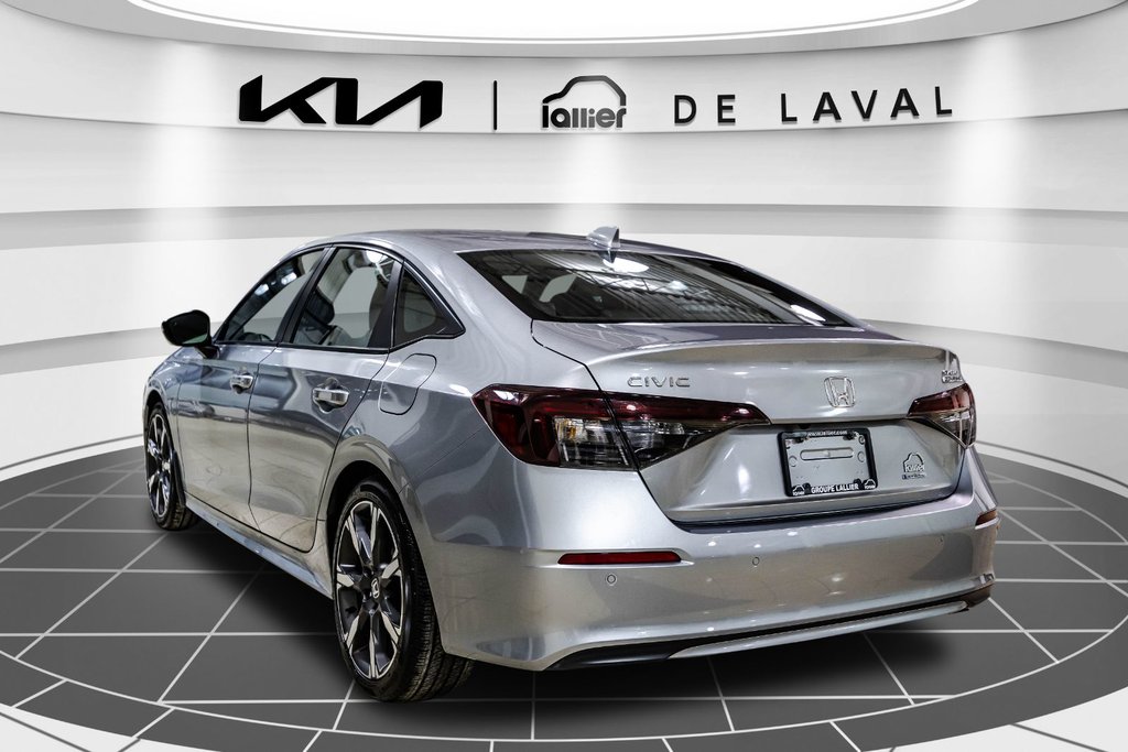 Honda Civic Sedan Hybrid Touring 2025 à , Québec - 5 - w1024h768px